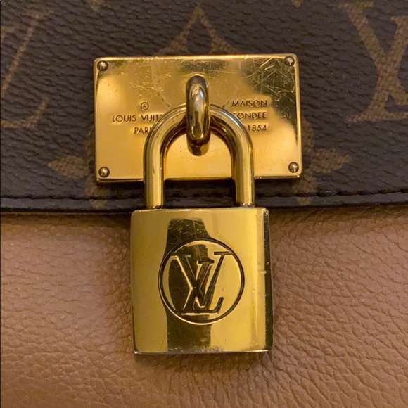 Louis Vuitton Marignan - Picture 9 of 11